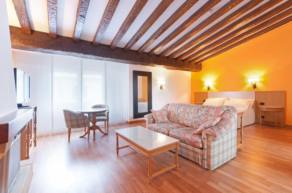 Gran Hotel Los Angeles Getafe Oda fotoğraf